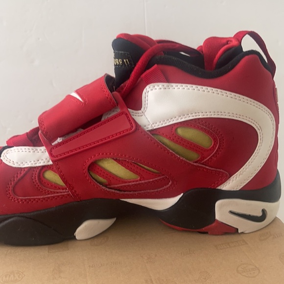 Nike Air Diamond Turf II Varsity Red Gold Size 10 (2012) Box and receipt - Picture 4 of 16